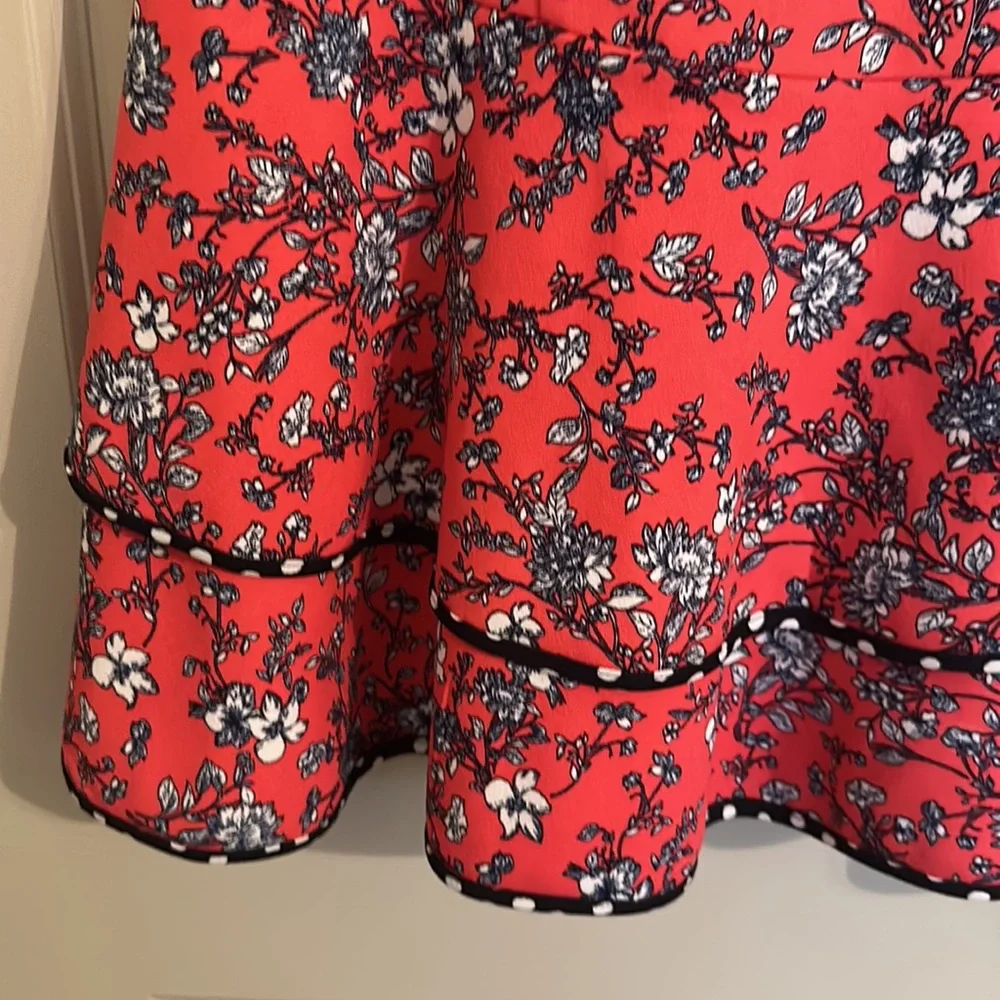 Adorable Floral pink dress! - Picture 5 of 6